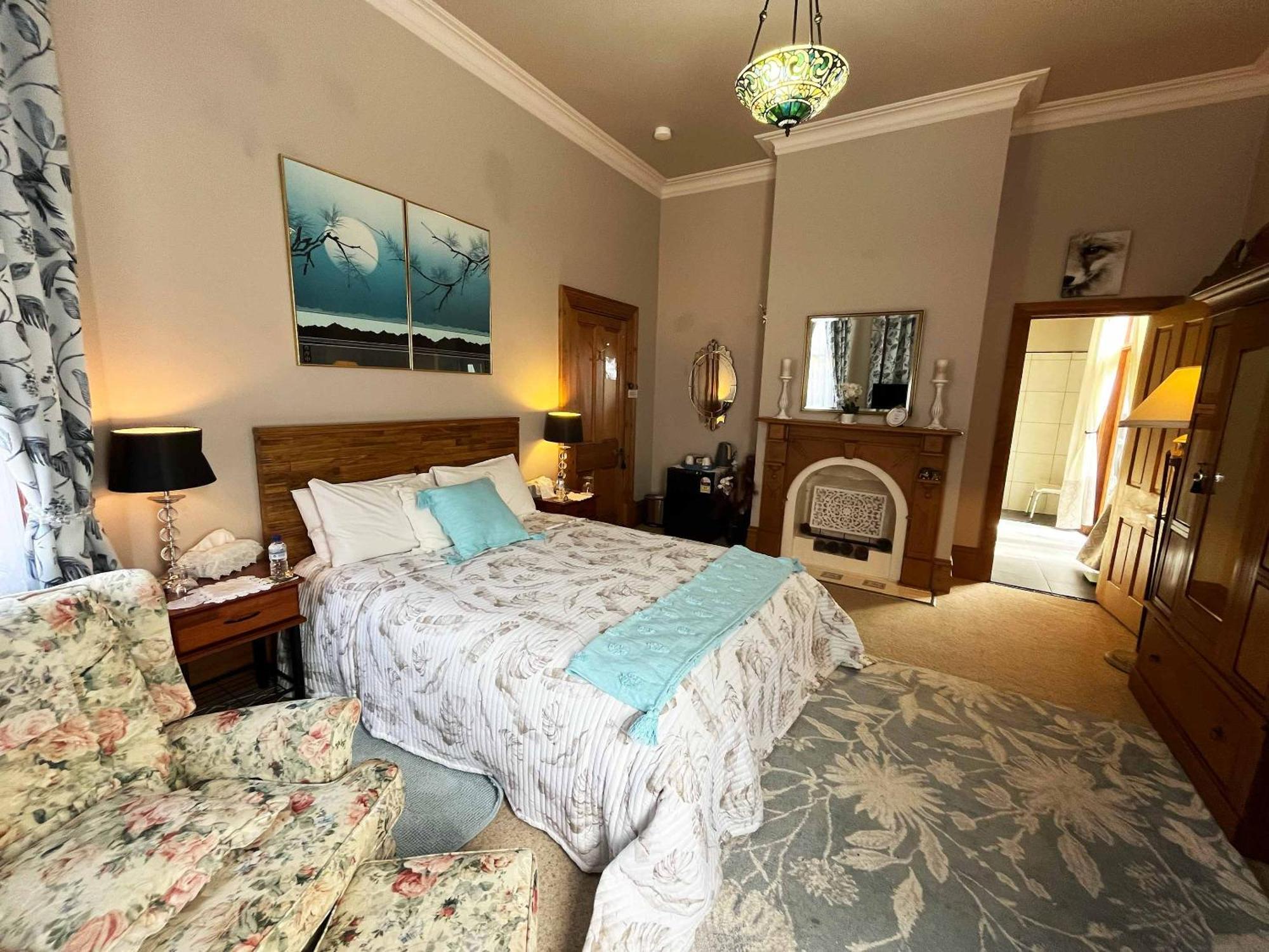 Stony Rise Cottage B&B Девонпорт Екстер'єр фото