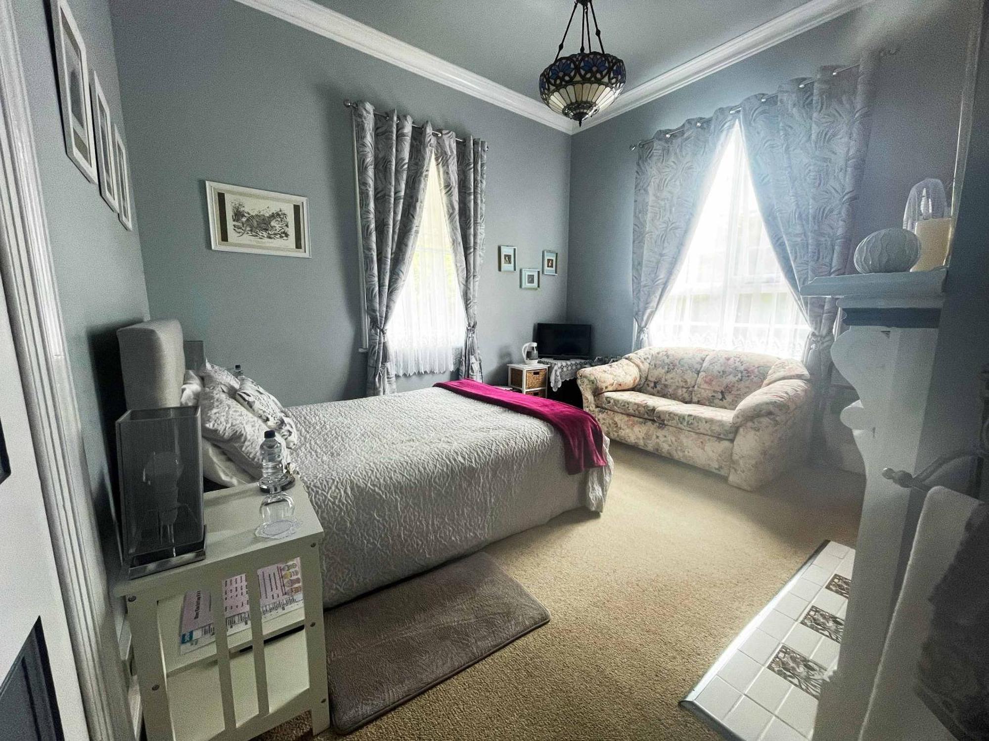 Stony Rise Cottage B&B Девонпорт Екстер'єр фото